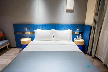 Lanou Hotel Taiyuan University Of Finance And Economics North America N1