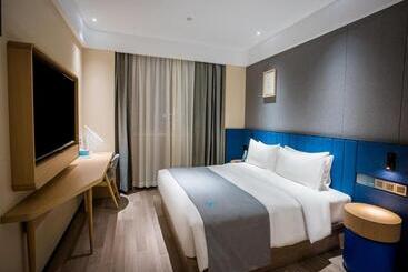 Lanou Hotel Taiyuan University Of Finance And Economics North America N1