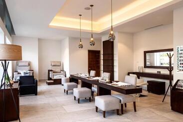 استراحتگاه Margaritaville Island Reserve Cap Cana Wave   A Karisma All Inclusive Experience For All