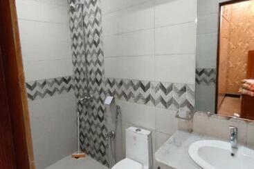 پانسیون Fantasy Lodges Guest House Islamabad