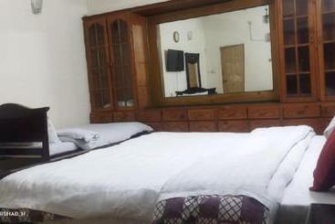 پانسیون Fantasy Lodges Guest House Islamabad