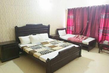 پانسیون Fantasy Lodges Guest House Islamabad