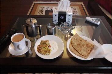 پانسیون Fantasy Lodges Guest House Islamabad