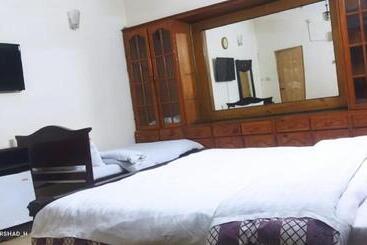 پانسیون Fantasy Lodges Guest House Islamabad