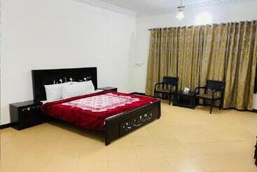 پانسیون Fantasy Lodges Guest House Islamabad