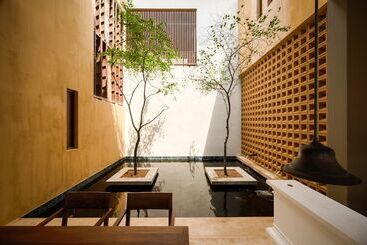 استراحتگاه Kayaam House