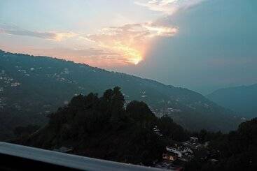 منتجع Rosetum Kasauli