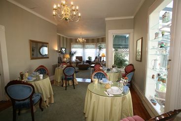 住宿加早餐  Atrium - Garden Inn By The Sea