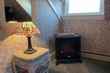تختخواب و صبحانه Luther Ogden Inn