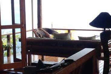 تختخواب و صبحانه Naveria Heights Lodge