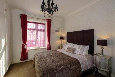 تختخواب و صبحانه Robertsbrook Guest House