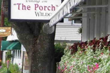 مبيت وإفطار Wildcat Inn And Tavern