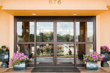 酒店 Americas Best Value Inn & Suites Griffin