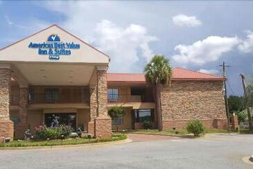 酒店 Americas Best Value Inn & Suites Griffin