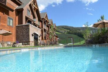 هتل Big Sky Resort Village Center