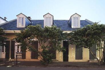 هتل Inn On Ursulines, A French Quarter Guest Houses Property