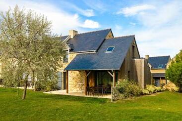 هتل Lagrange Vacances Les Hauts De La Houle