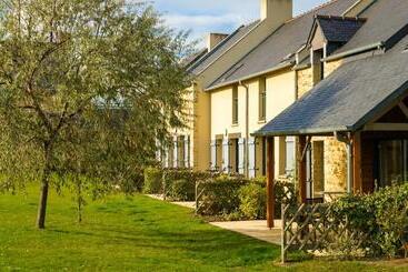 هتل Lagrange Vacances Les Hauts De La Houle