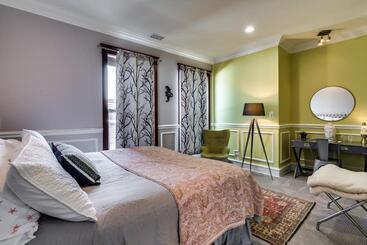 هتل Ruby Room