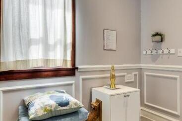 هتل Ruby Room
