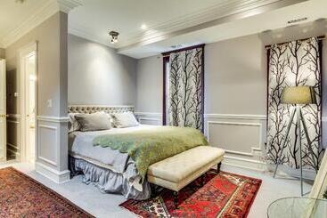 هتل Ruby Room