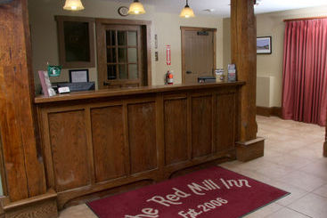 فندق The Red Mill Inn