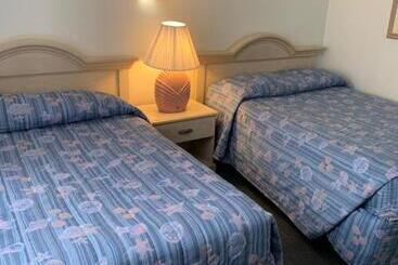 مُتل Roman Holiday Resort