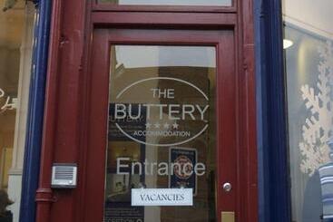 پانسیون The Buttery