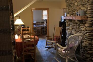 Smokies Bed And Breakfast