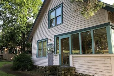 Smokies Bed And Breakfast