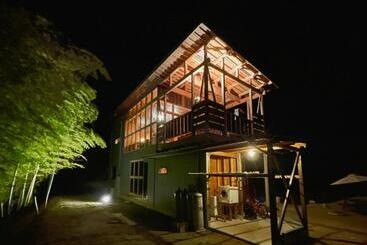 هاستل 西海岸オーガニック小麦畑1200坪眺望farmstayyululu