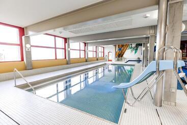 ユースホステル Auberge De Jeunesse Saignelégier