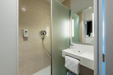 B&b Hotel Dreux Nord