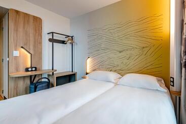 B&b Hotel Dreux Nord