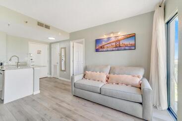 Fabulous Resort Condo With Heated Pool!
