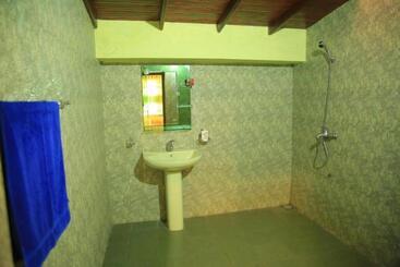 هتل Green Light Holiday Village