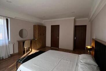 هتل Lileo Inn