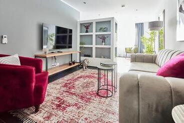 هتل Marram Suite