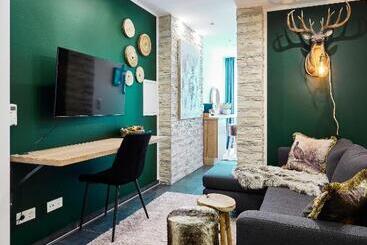 هتل Marram Suite