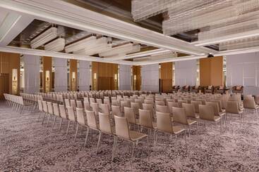 هتل The Ritzcarlton, Baku