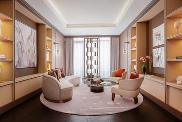 هتل The Ritzcarlton, Baku