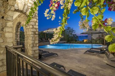 Noa Suite Hotel   Adults Only
