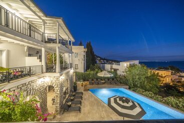 Noa Suite Hotel   Adults Only