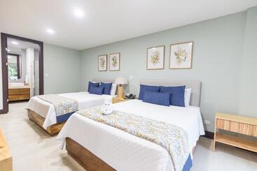 Paradise Bay Hotel Boutique