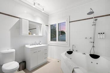 پانسیون Accommodation In Fremantle