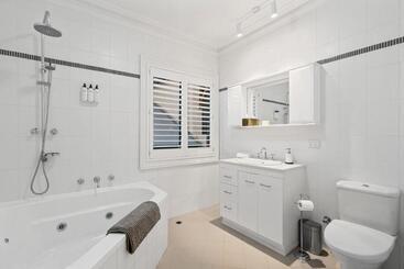 پانسیون Accommodation In Fremantle