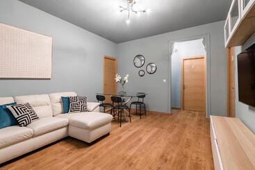 پانسیون Beautiful Room In Heart Of Madrid