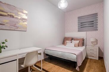 پانسیون Beautiful Room In Heart Of Madrid