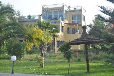پانسیون Mesdunes