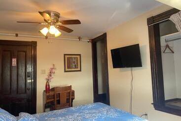 پانسیون Prince County Guest House